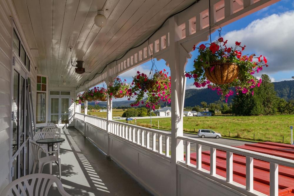 Heartland Hotel Fox Glacier Εξωτερικό φωτογραφία